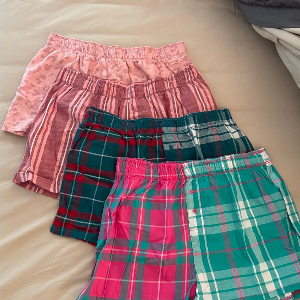Set of 4 Colsie pajama shorts